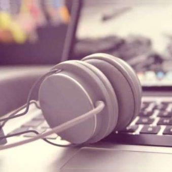 دانلود آهنگ عمری به هر کوی و گذر پرواز همای